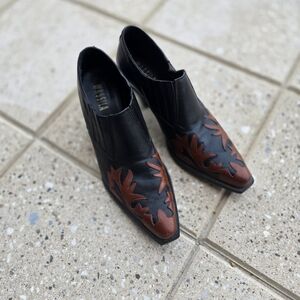 Western two-tone booties.